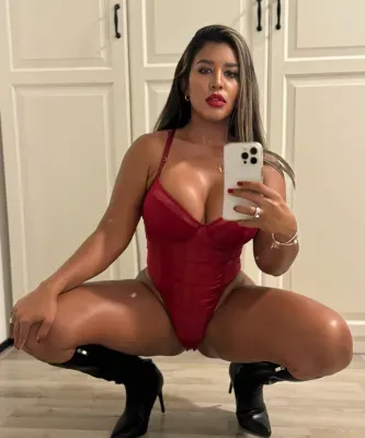 hot Venezuelan first time in Arnhem - Arnhem