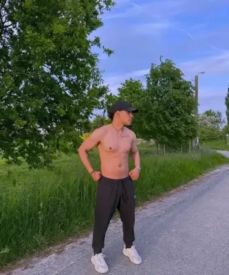 Colombian boy. i'm new in the city - Leeuwarden