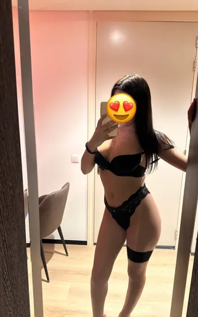 User profile image 4