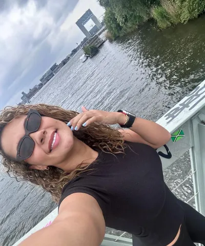 User profile image 12