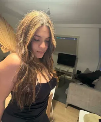 A really hot girl for you - Eindhoven