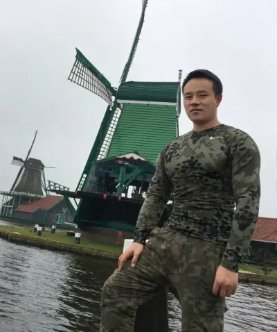 User profile image 4