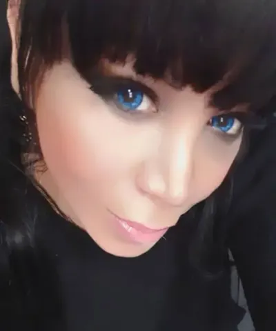 User profile image 16