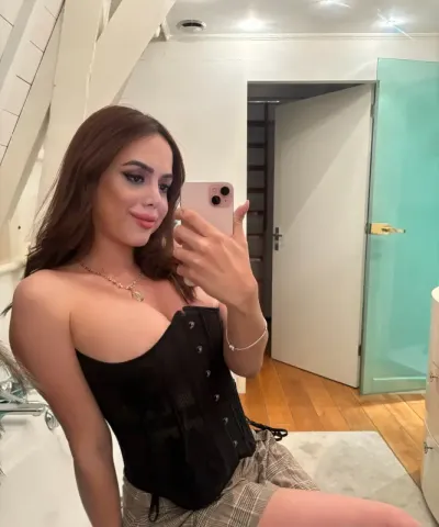 User profile image 16